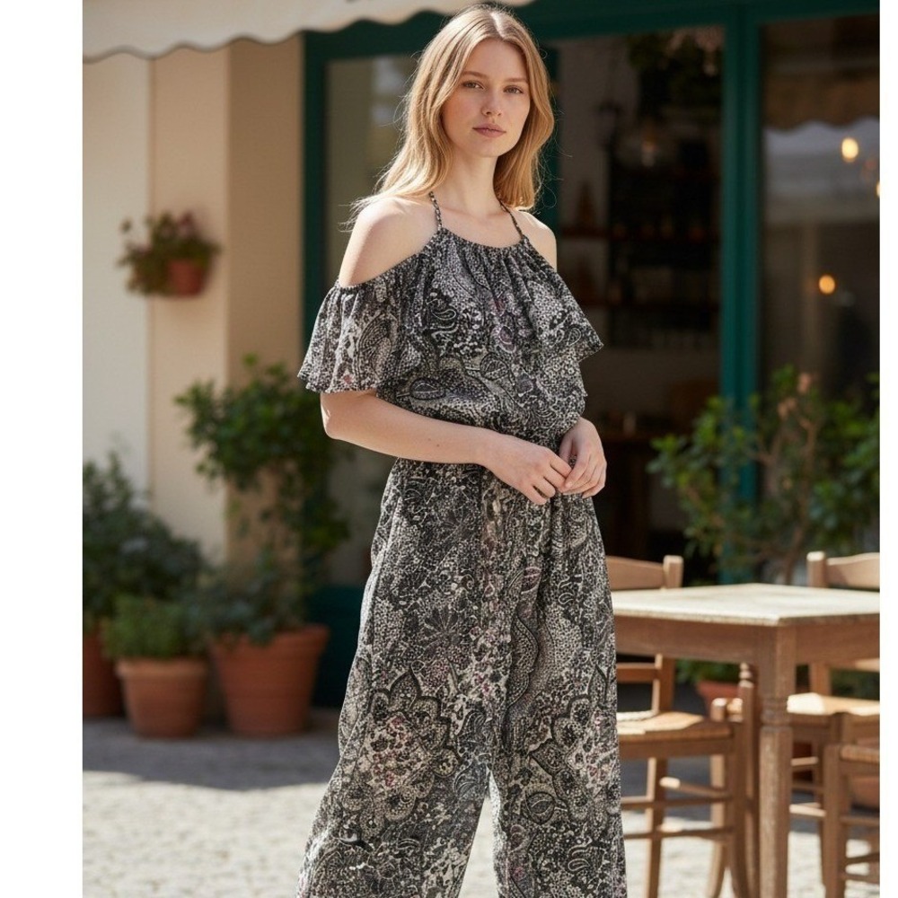 North Shore Jumpsuit Womens S/M Black Paisley Ruffle Off Shoulder‎ Boho Rayon